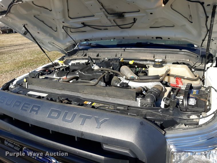 image for item DV9822 2012 Ford F550 Super Duty Crew Cab flatbed truck