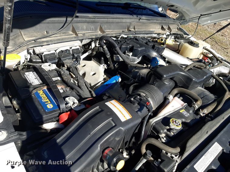 image for item DV9822 2012 Ford F550 Super Duty Crew Cab flatbed truck