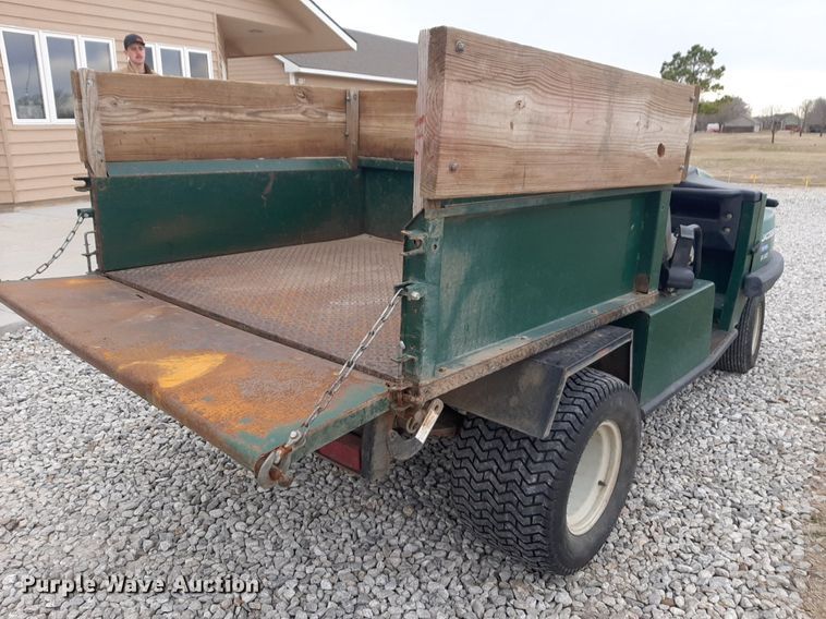 image for item DV9885 Jacobsen SV3422 utility vehicle