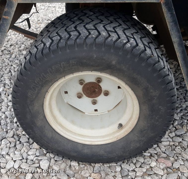 image for item DV9885 Jacobsen SV3422 utility vehicle