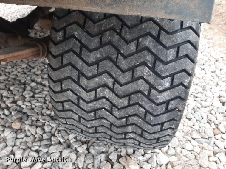 image for item DV9885 Jacobsen SV3422 utility vehicle