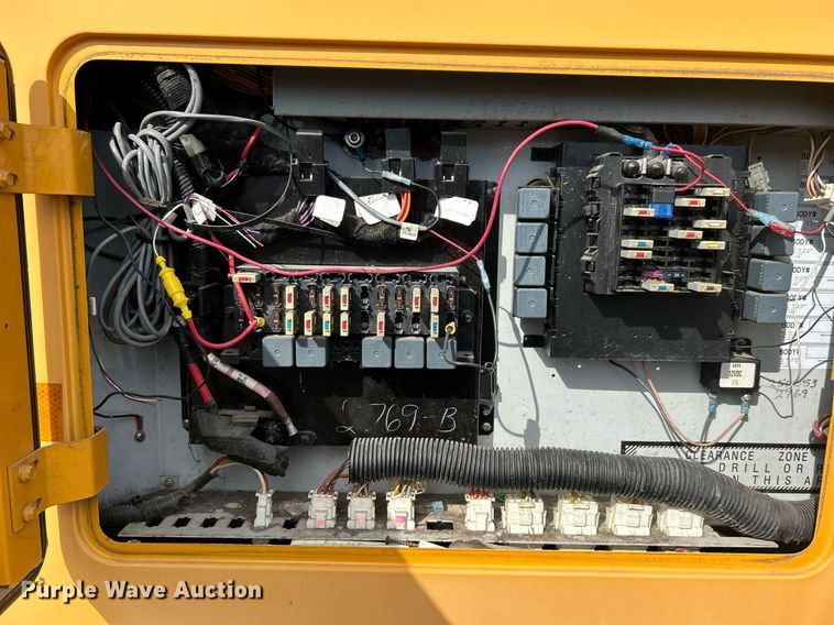 image for item EG1223 2006 International  3000 school bus