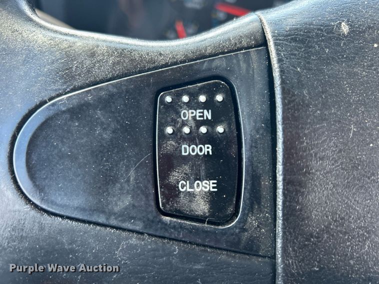 image for item EG1223 2006 International  3000 school bus