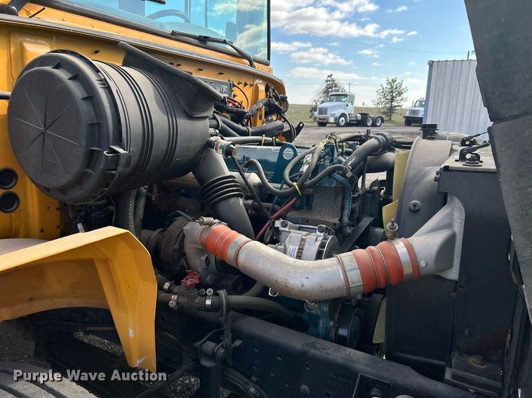 image for item EG1223 2006 International  3000 school bus