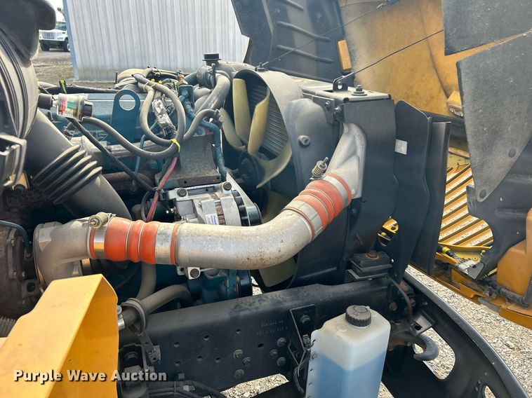 image for item EG1223 2006 International  3000 school bus