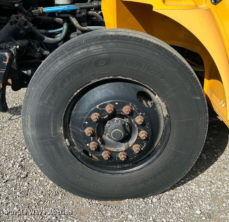 image for item EG1223 2006 International  3000 school bus