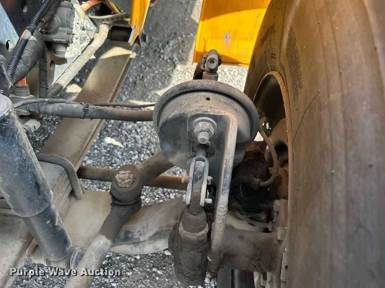 image for item EG1223 2006 International  3000 school bus