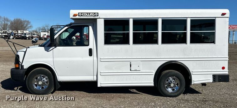 image for item EG1233 2007 Chevrolet  Express 3500 school bus