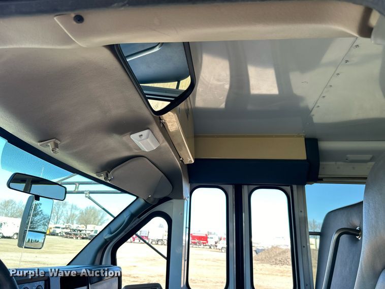 image for item EG1233 2007 Chevrolet  Express 3500 school bus