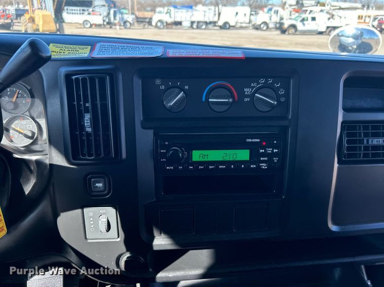 image for item EG1233 2007 Chevrolet  Express 3500 school bus