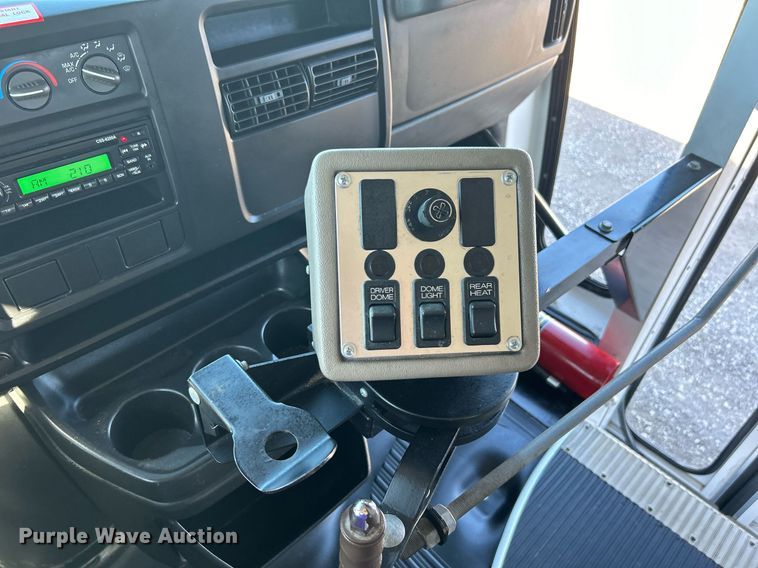 image for item EG1233 2007 Chevrolet  Express 3500 school bus