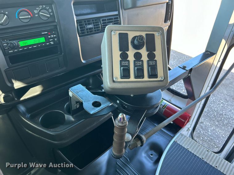 image for item EG1233 2007 Chevrolet  Express 3500 school bus