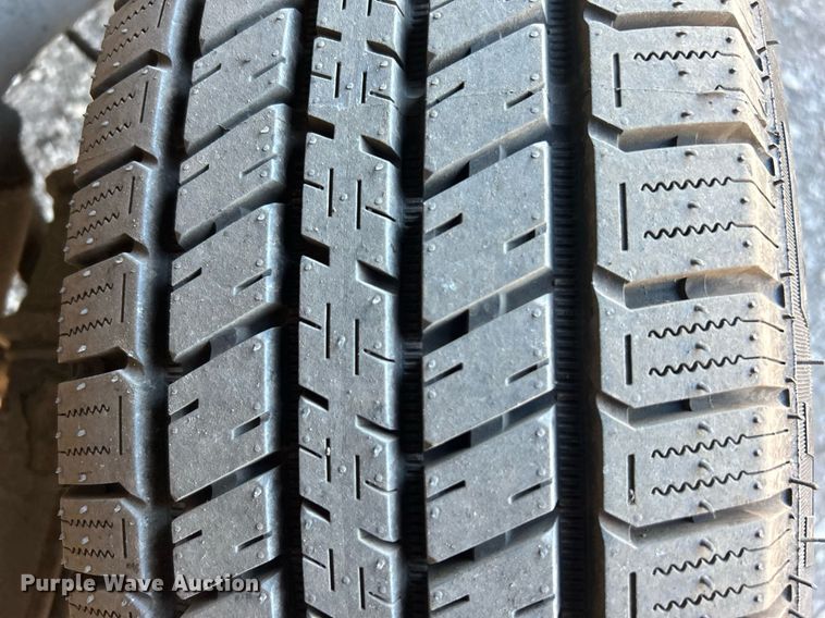 image for item EG1233 2007 Chevrolet  Express 3500 school bus