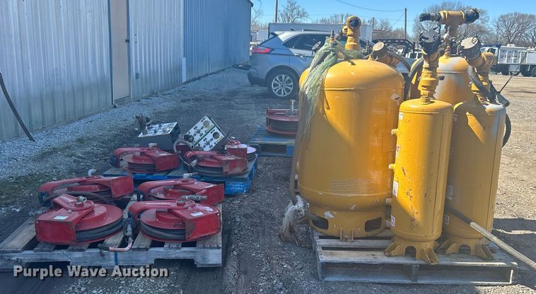 image for item EG1238 Fuel and Lube