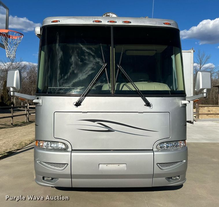 image for item EG1249 2004 Newmar Kountry Star RV