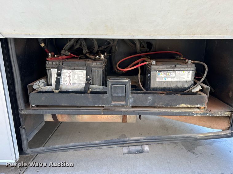 image for item EG1249 2004 Newmar Kountry Star RV