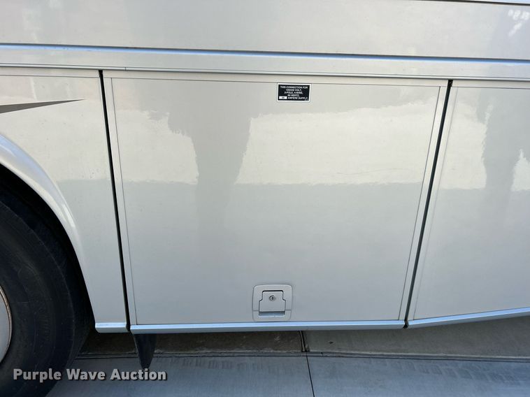 image for item EG1249 2004 Newmar Kountry Star RV