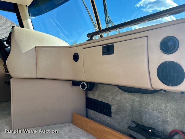 image for item EG1249 2004 Newmar Kountry Star RV