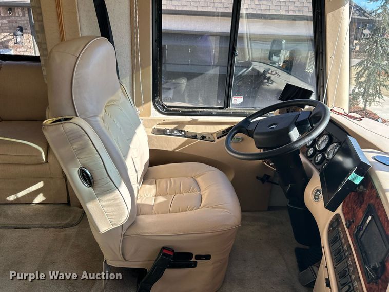 image for item EG1249 2004 Newmar Kountry Star RV