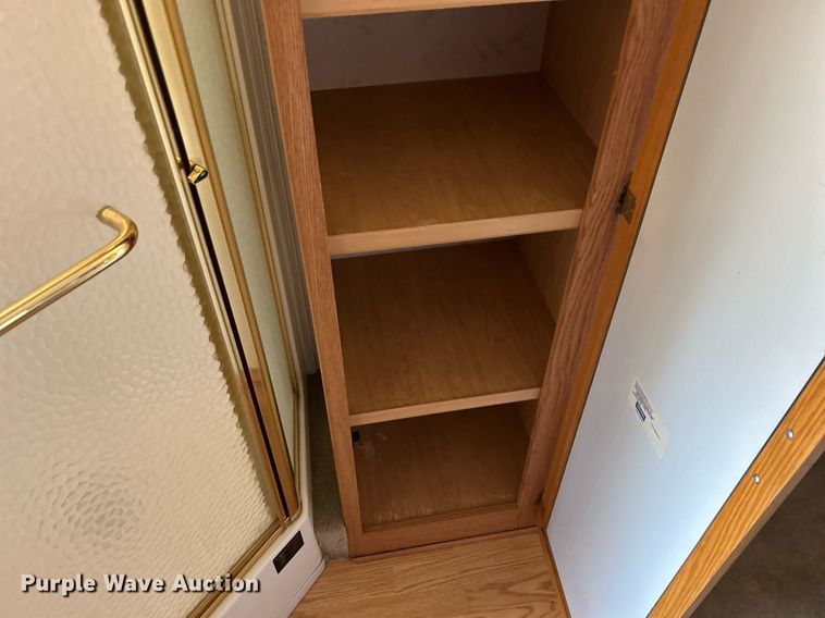 image for item EG1249 2004 Newmar Kountry Star RV