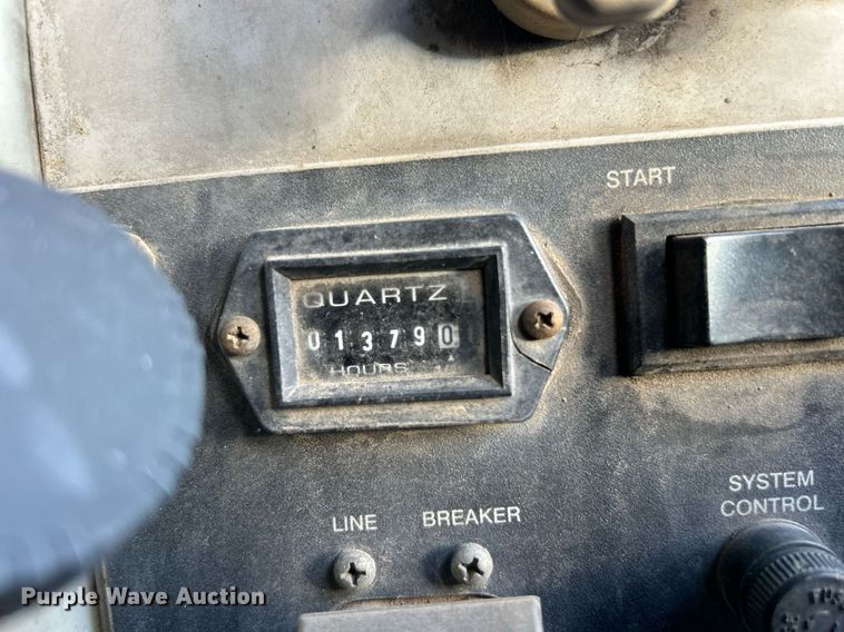 image for item EG1249 2004 Newmar Kountry Star RV