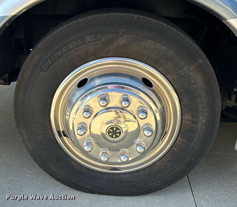 image for item EG1249 2004 Newmar Kountry Star RV