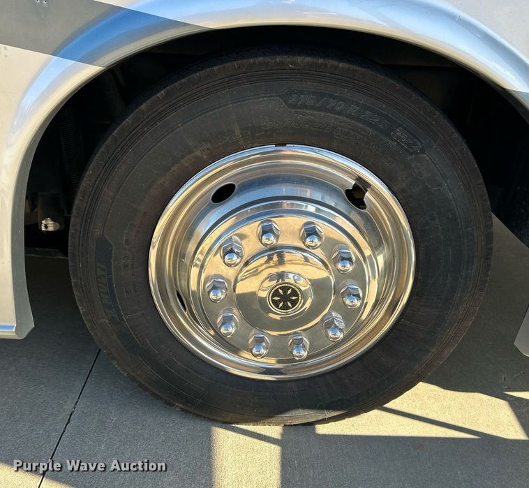 image for item EG1249 2004 Newmar Kountry Star RV