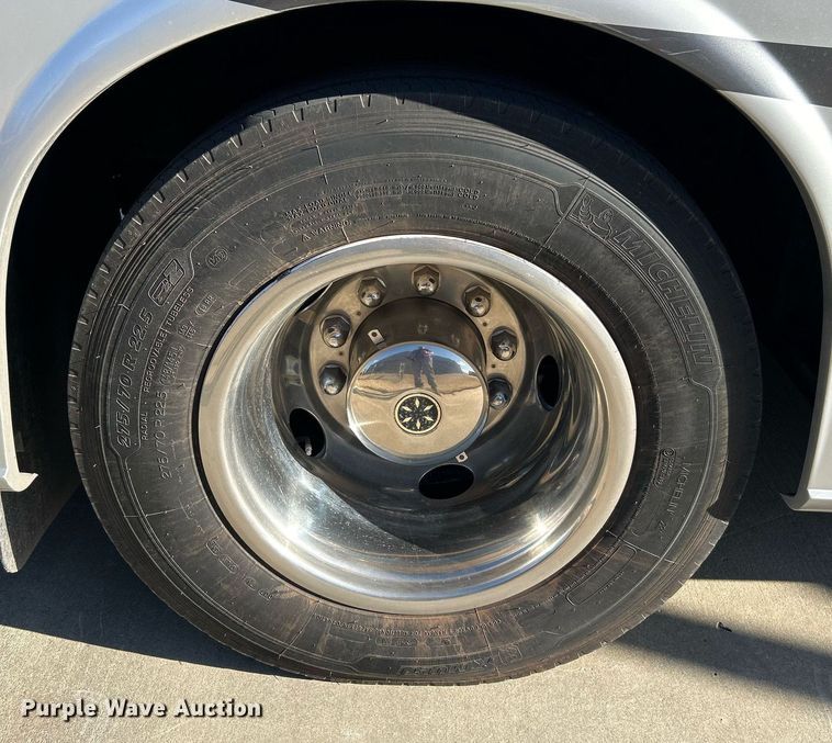 image for item EG1249 2004 Newmar Kountry Star RV