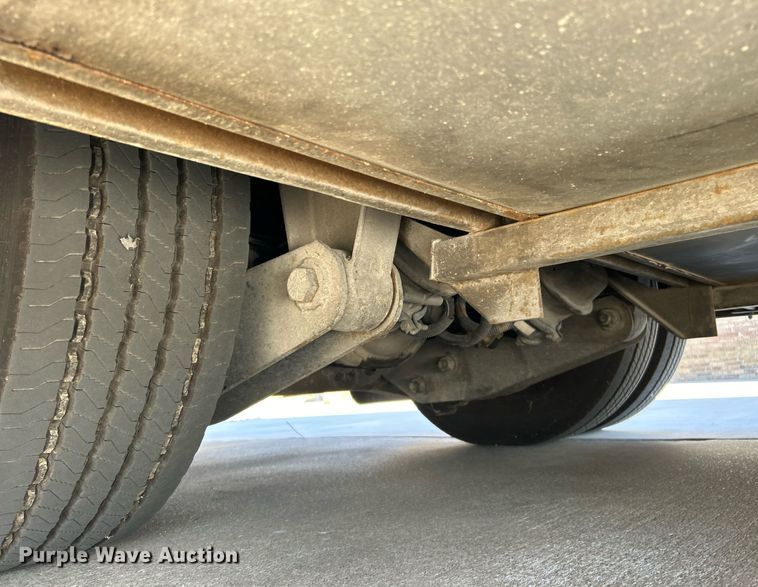 image for item EG1249 2004 Newmar Kountry Star RV