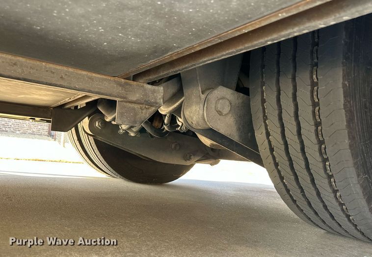 image for item EG1249 2004 Newmar Kountry Star RV