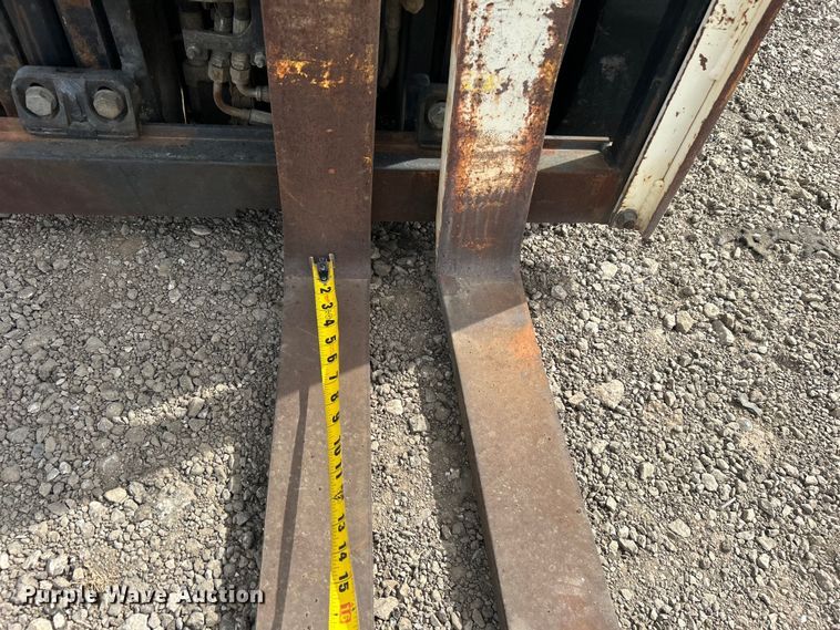 image for item EG1257 Yale GLC050VXNVSE088 forklift