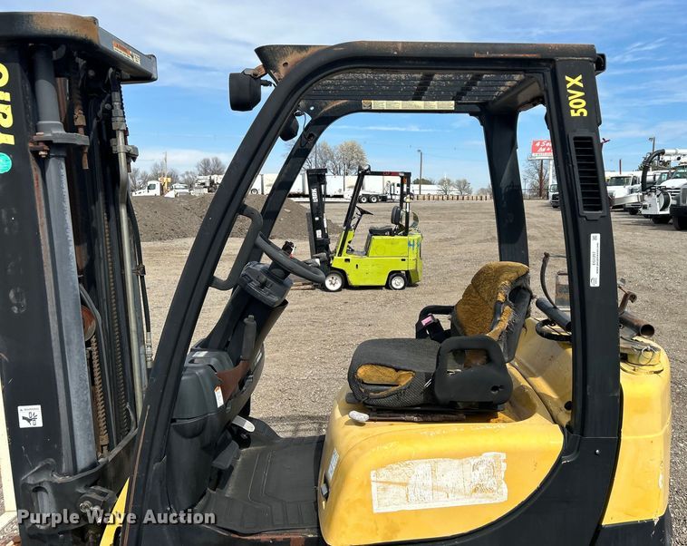 image for item EG1257 Yale GLC050VXNVSE088 forklift