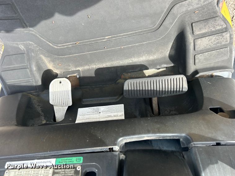 image for item EG1257 Yale GLC050VXNVSE088 forklift