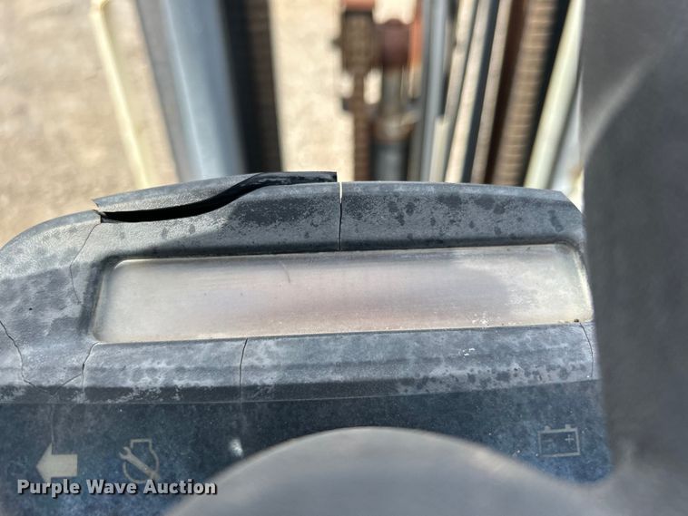 image for item EG1257 Yale GLC050VXNVSE088 forklift