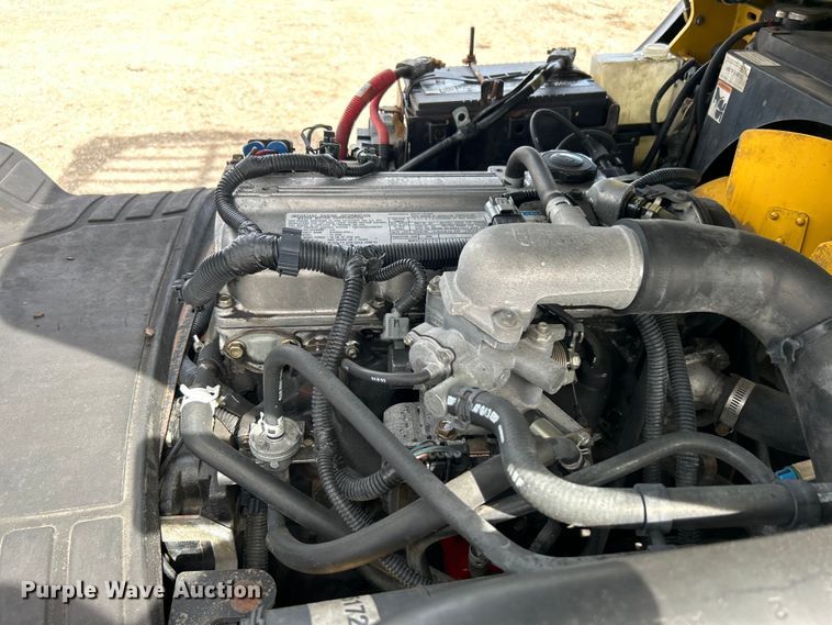 image for item EG1257 Yale GLC050VXNVSE088 forklift