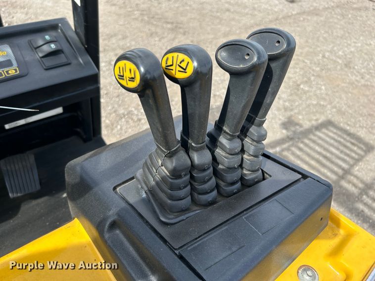 image for item EG1258 Yale ERC030AHN36TE078 forklift