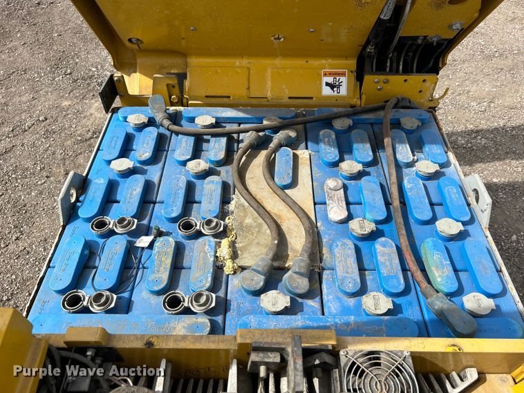 image for item EG1258 Yale ERC030AHN36TE078 forklift