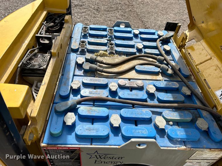 image for item EG1258 Yale ERC030AHN36TE078 forklift