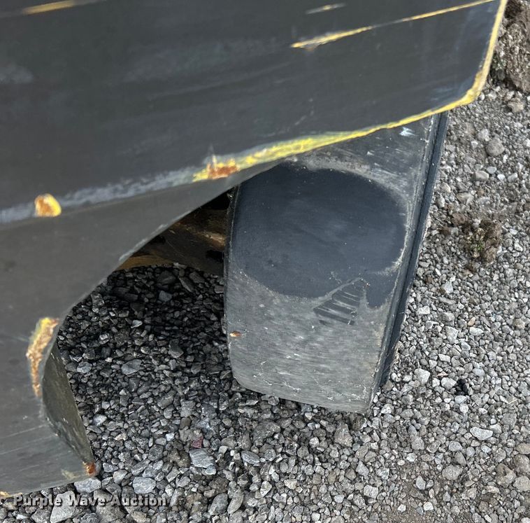 image for item EG1258 Yale ERC030AHN36TE078 forklift