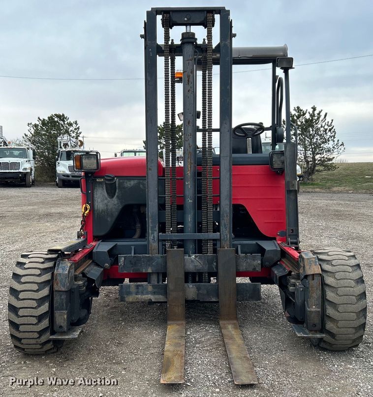 image for item EG1266 2011 Moffett M55.4 forklift
