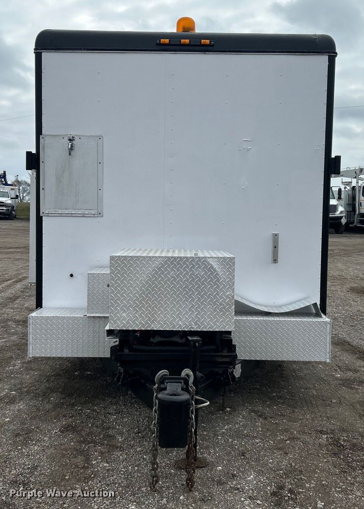 image for item EG1269 1995 Wil-Ro, Inc fiber optic trailer