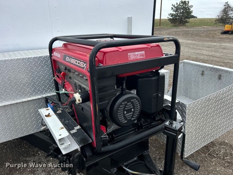 image for item EG1269 1995 Wil-Ro, Inc fiber optic trailer