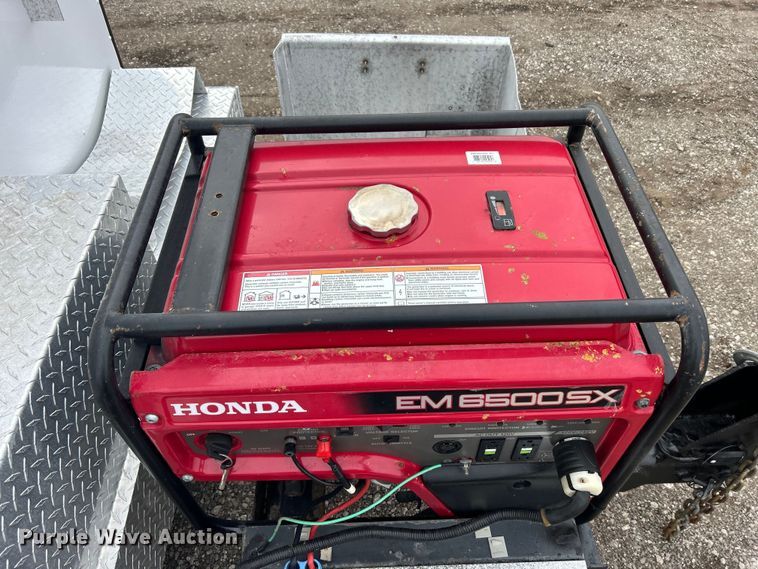 image for item EG1269 1995 Wil-Ro, Inc fiber optic trailer