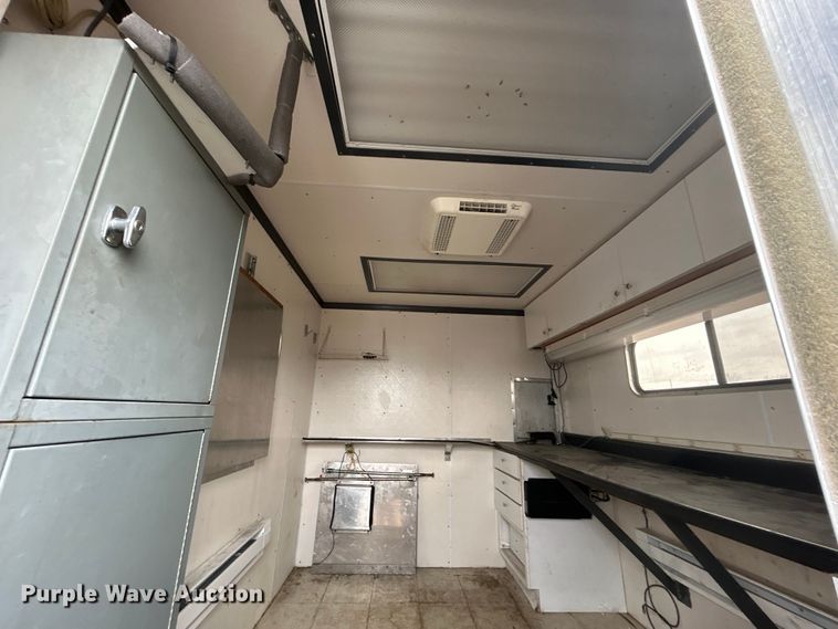 image for item EG1269 1995 Wil-Ro, Inc fiber optic trailer