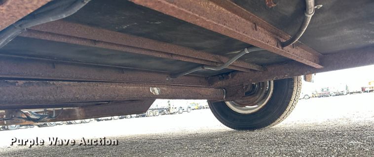 image for item EG1269 1995 Wil-Ro, Inc fiber optic trailer