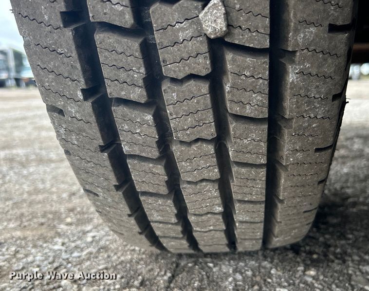 image for item EG1269 1995 Wil-Ro, Inc fiber optic trailer