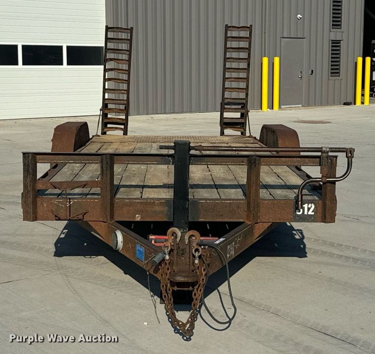 image for item EH6521 2003 Maxwell utility trailer