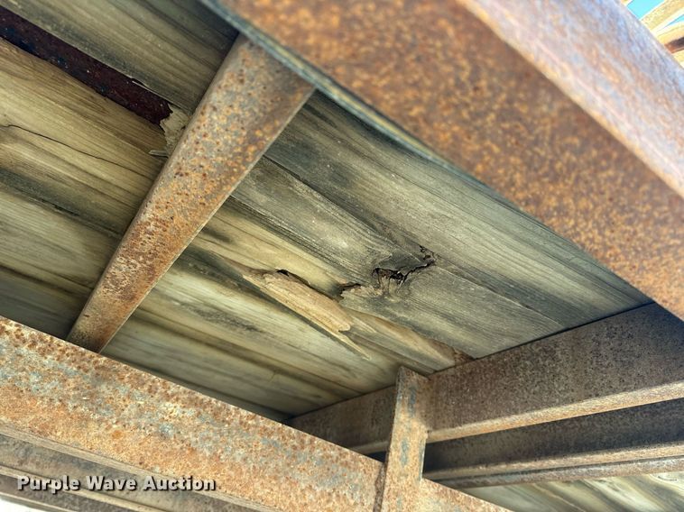 image for item EH6521 2003 Maxwell utility trailer