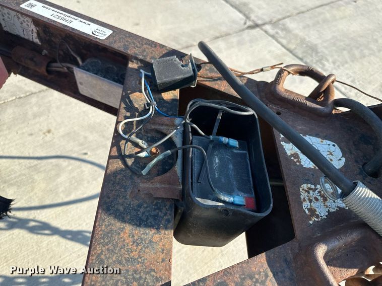 image for item EH6521 2003 Maxwell utility trailer