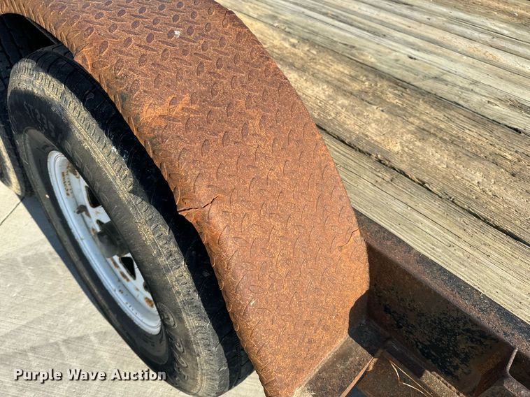 image for item EH6521 2003 Maxwell utility trailer